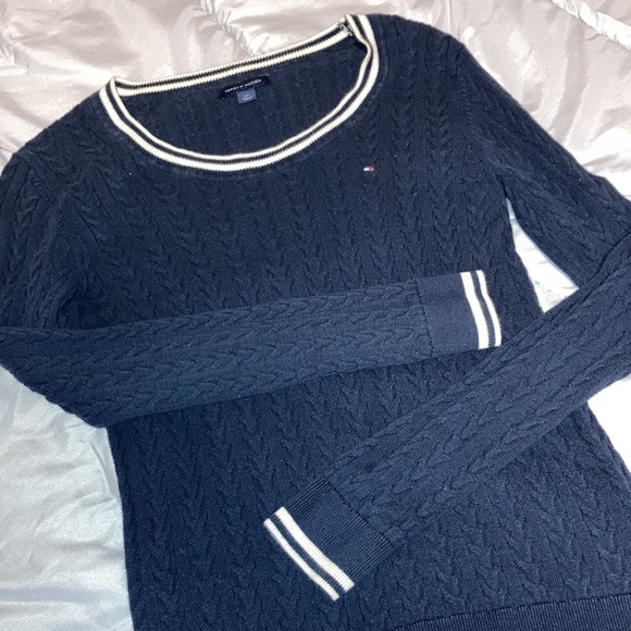 Tommy Hilfiger long sleeve ribbed sweater size small - Picture 2 of 4